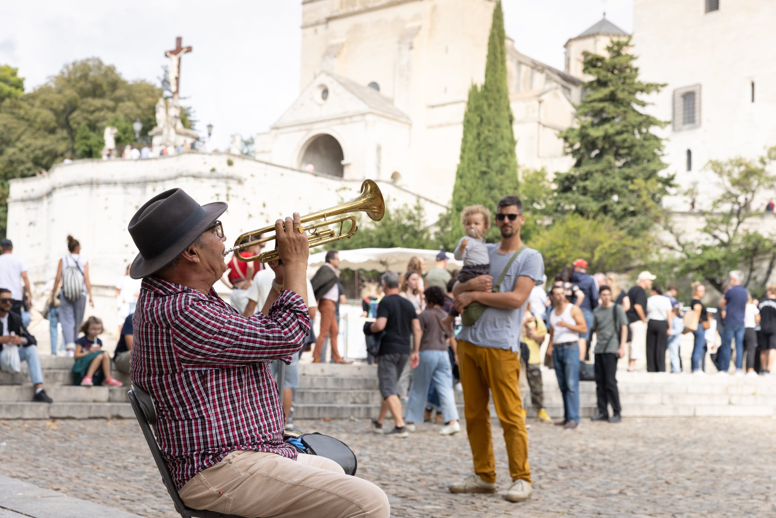 Avignon es una ciudad alegre y ligada al arte.