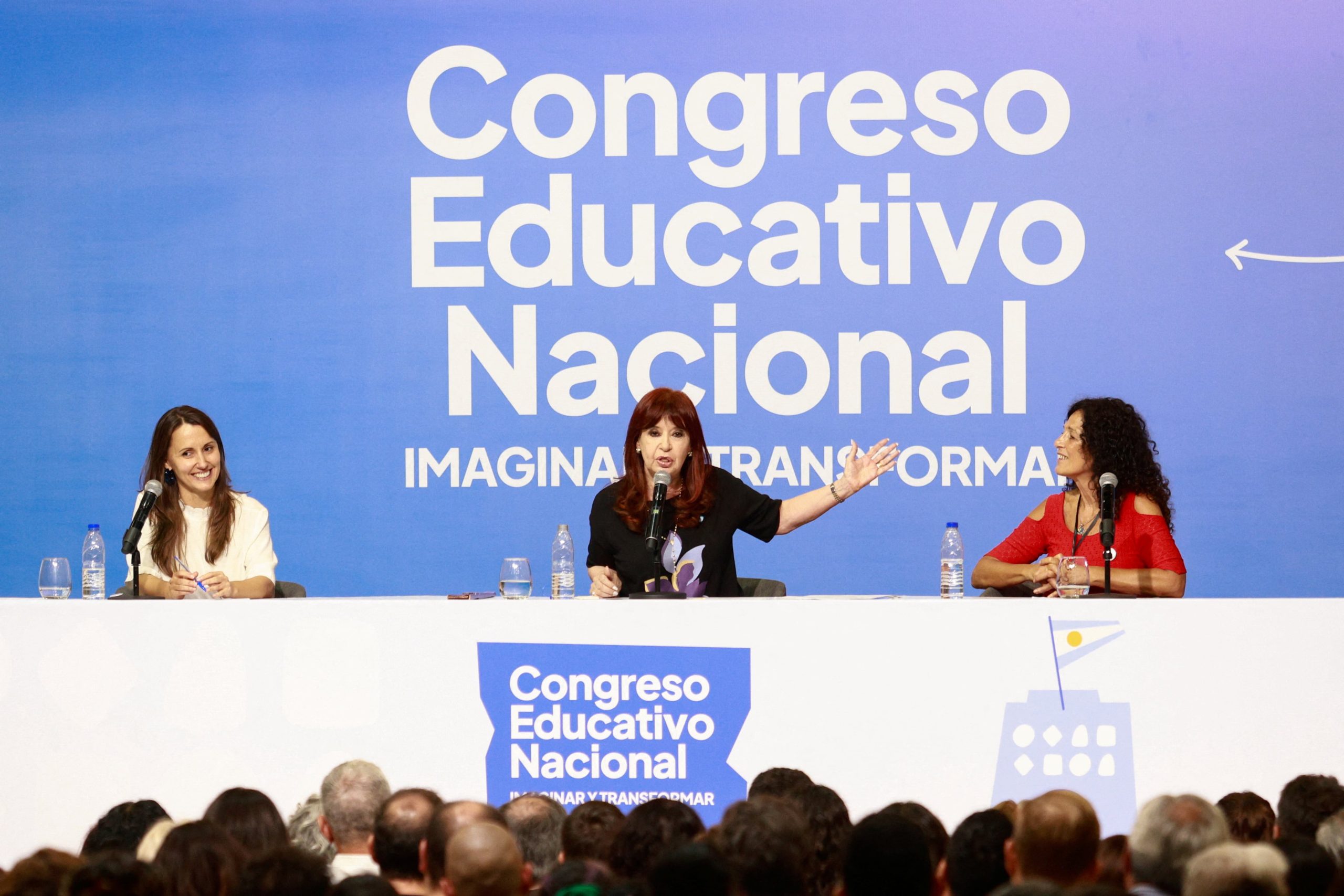 La expresidenta Cristina Kirchner participó este sábado del Congreso Educativo Nacional “Imaginar y Transformar” (Foto: REUTERS/Matias Baglietto)