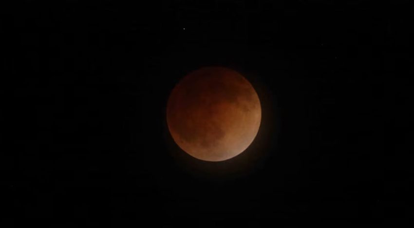 Eclipse lunar total en la Argentina: cuándo será y cómo se podrá ver