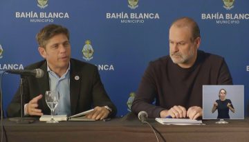 Kicillof anunció que les dará $800 mil a 33 mil hogares de Bahía Blanca y otros beneficios para los afectados