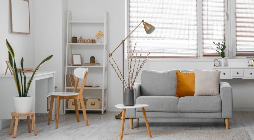 Chau al gris: las nuevas tendencias y lo que quedó out en decoración, según una diseñadora de interiores