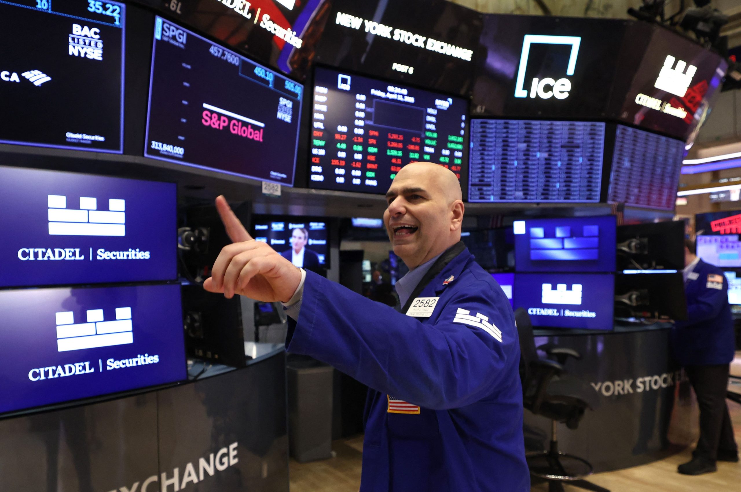 Wall Street cae tras los datos de la economía estadounidense