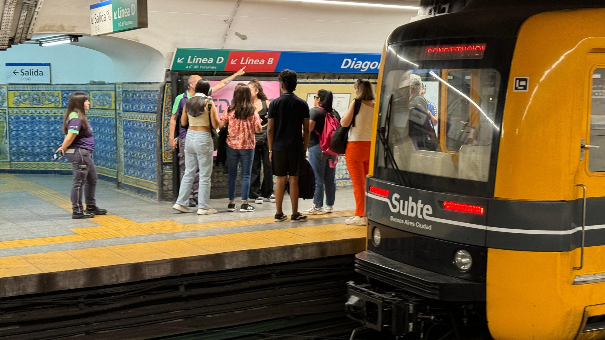 Todas las líneas de subte funcionan este martes 6 de mayo, en medio del paro de colectivos 