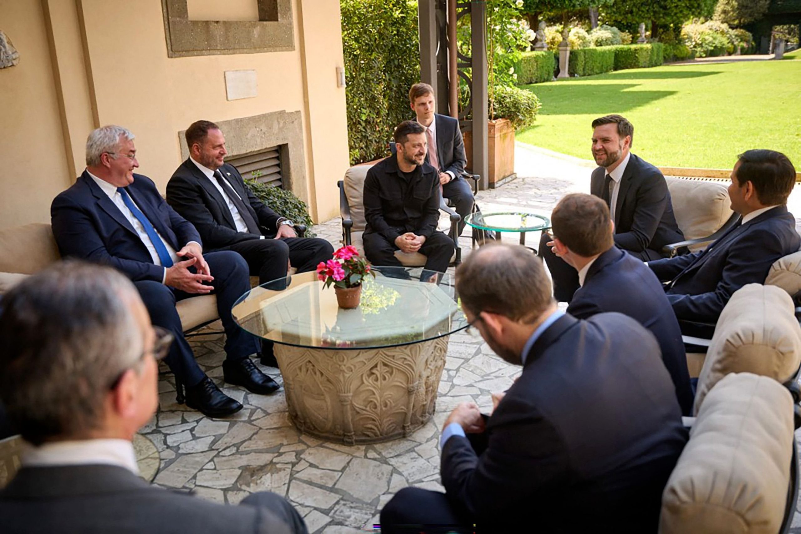 El encuentro de Vance y Zelensky en Roma