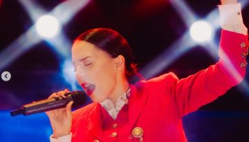 Es mexicana e integra una de las dinastías más famosas de la música: Canelo Álvarez la eligió para cantar el himno