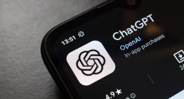 Un modelo de inteligencia artificial aprendió a chantajear a sus diseñadores para no ser reemplazado