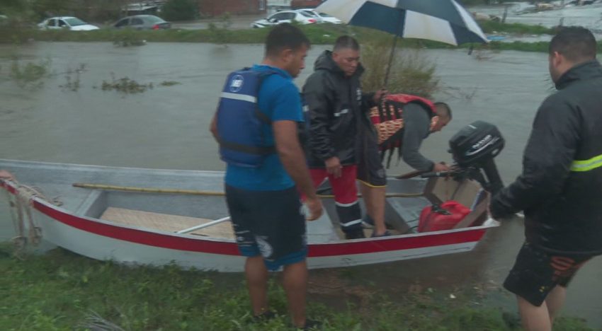 Más de 2000 evacuados y rutas cortadas: el temporal azota a PBA y se esperan tormentas durante todo el día