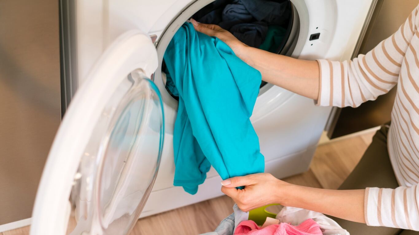 Muchos lavarropas domésticos pueden ser insuficientes para descontaminar (Foto: Freepik)