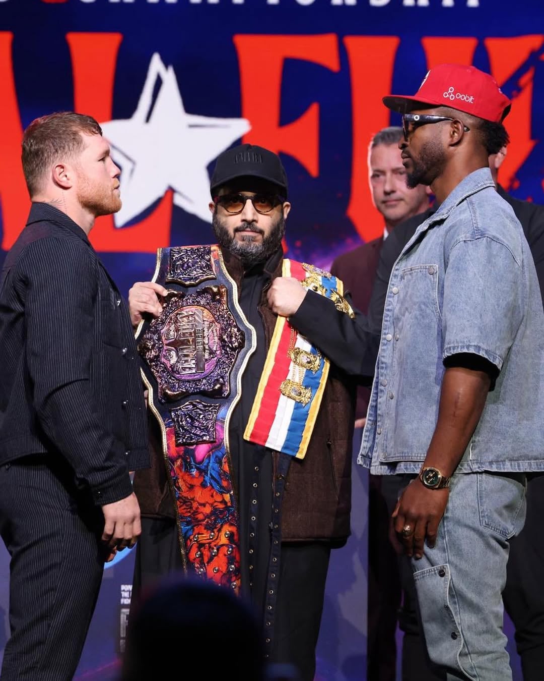 La próxima pelea de Canelo es, en parte, un intento por volver a tener cuatro cinturones