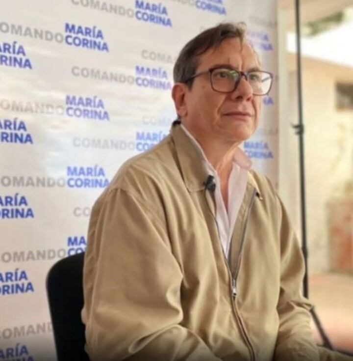 Humberto Villalobos era uno de los asesores de la dirigente opositora venezolana María Corina Machada. (Foto: X/Maria Corina Machado).