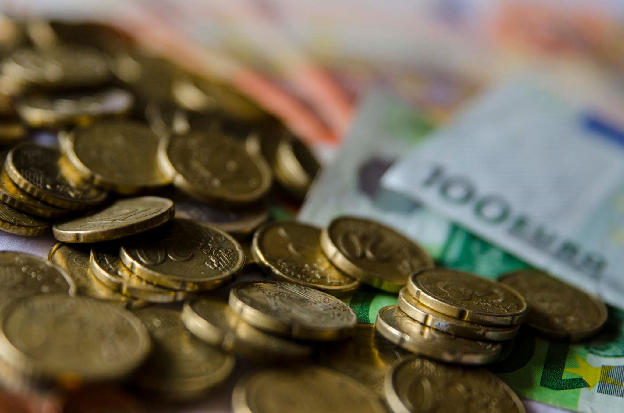A cuánto está el euro blue