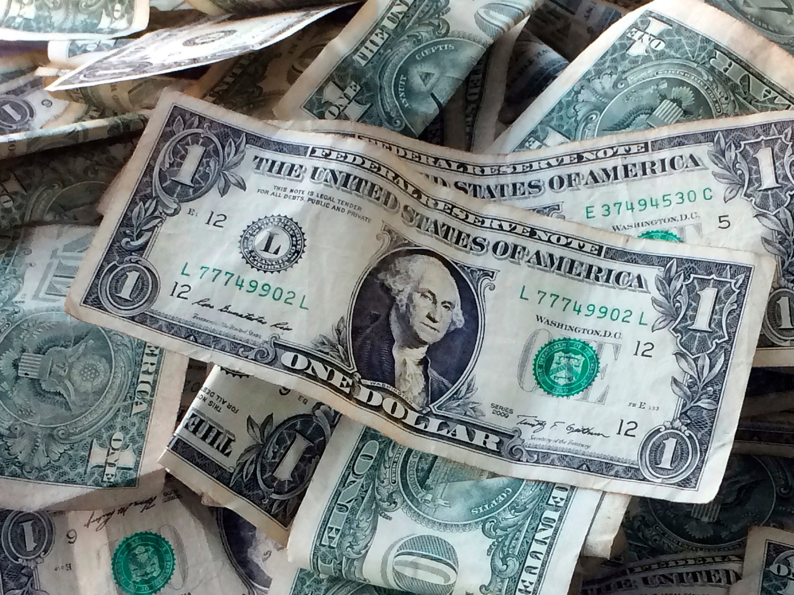 Cómo funciona el dólar CCL
