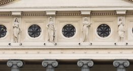 Presidente Roca, la escuela que parece un templo y es anterior al teatro Colón