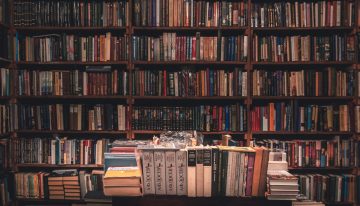 Adiós a las e-cards: el inesperado cambio que implementa la biblioteca pública de Chicago en mayo