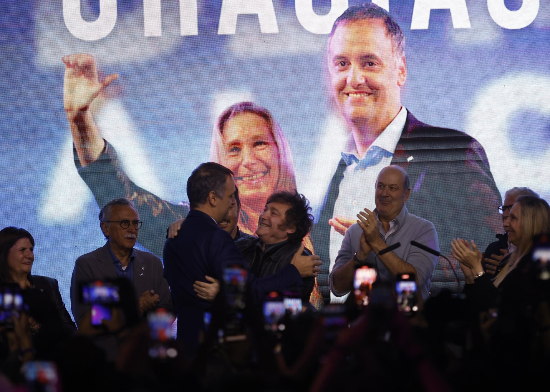 Elecciones Legislativas en la Ciudad de Buenos Aires 2025. Búnker de Manuel Adorni. La libertad avanza. Javier Milei