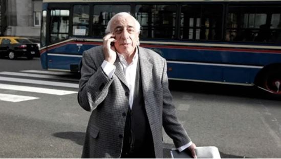 Roberto Fernández, secretario general de la UTA, también vive en Puerto Madero. (Foto: TÉLAM).