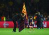 PSG vs. Inter: la conmovedora bandera de Luis Enrique y su hija de 9 años que desplegaron los hinchas franceses