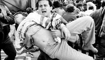 39 muertos y 600 heridos: el día que los hooligans provocaron una de las mayores tragedias del fútbol… pero el partido no se detuvo