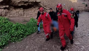 Robaron las tarjetas a sus compañeros de trabajo y las usaron para hacer compras: hay tres detenidos