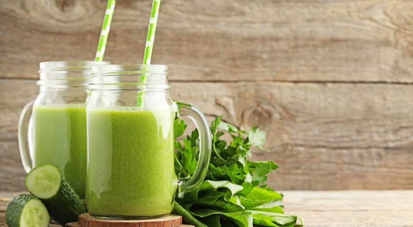 ‘Oro verde’: este es el jugo que ayuda a bajar el azúcar en la sangre y solo tiene tres ingredientes