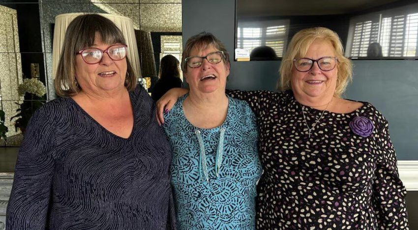 La emotiva historia de tres hermanas que fueron separadas al nacer y se reencontraron 57 años después