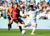 Racing le ganó con diez jugadores a Newell’s y demostró que va a dar pelea hasta el final