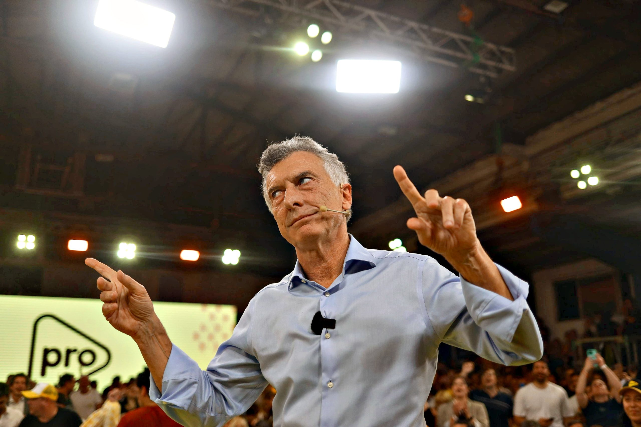 Mauricio Macri en el cierre de campaña de Silvia Lospennato en el Club 17 de Agosto, ubicado en Villa Pueyrredón