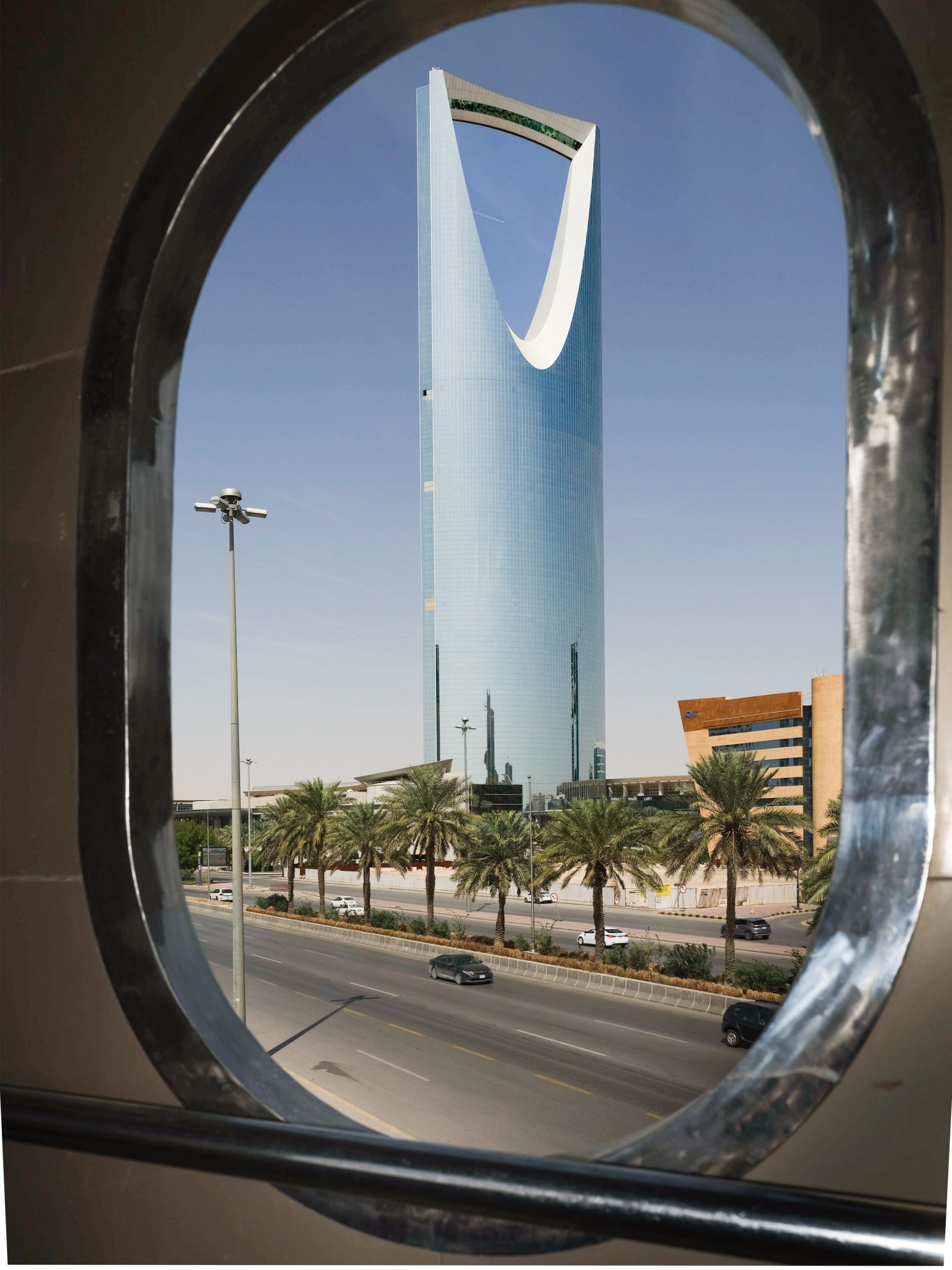 La moderna silueta de la Kingdom Centre Tower.