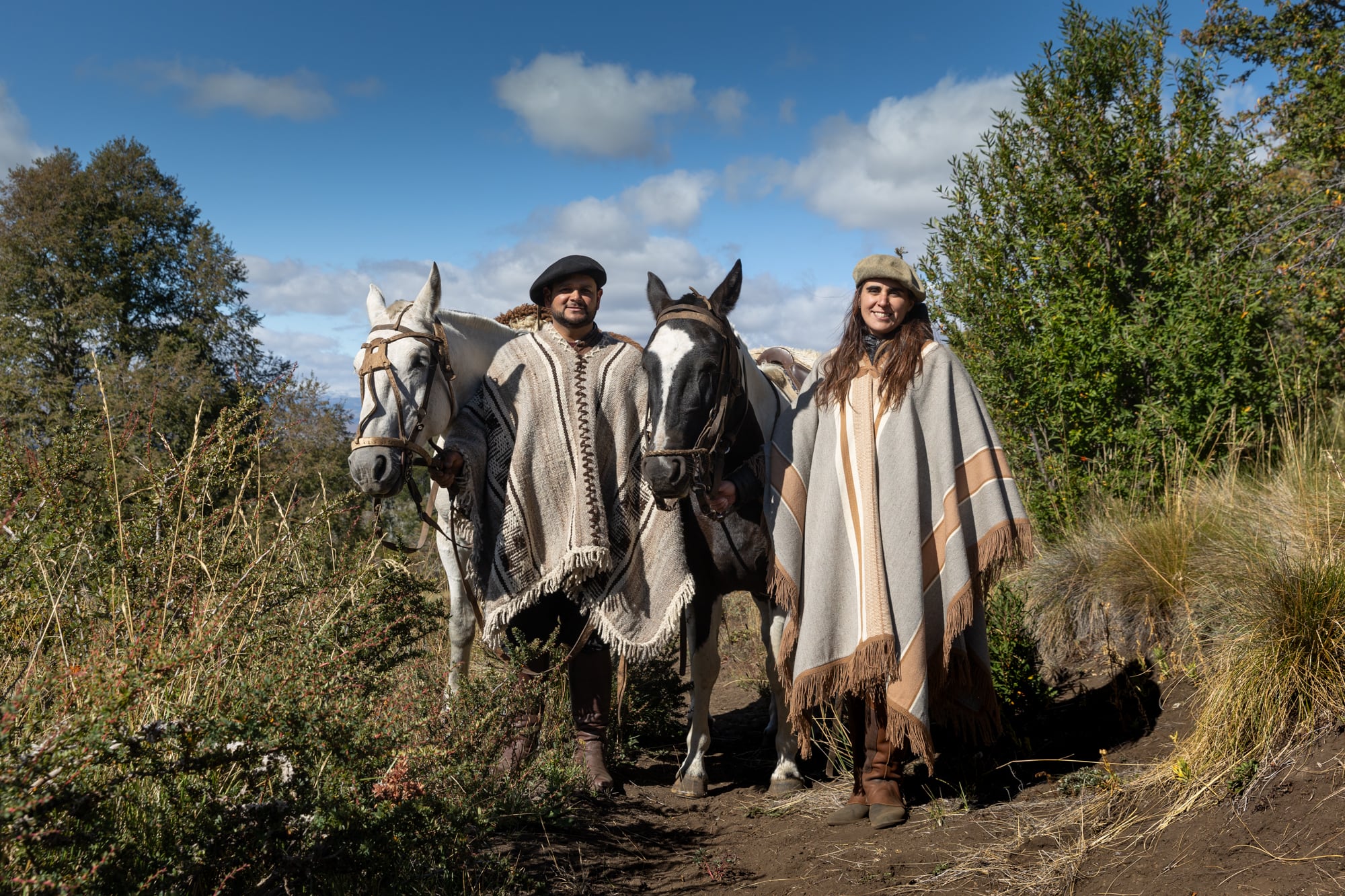 Natalia Fernández y Marcelo Chamorro, la pareja detrás del armado de la cabalgata.