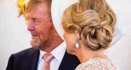 Al detalle. La reina Máxima deslumbró con looks reciclados y joyas espectaculares del cofre real