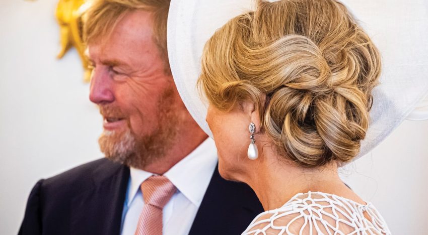 Al detalle. La reina Máxima deslumbró con looks reciclados y joyas espectaculares del cofre real