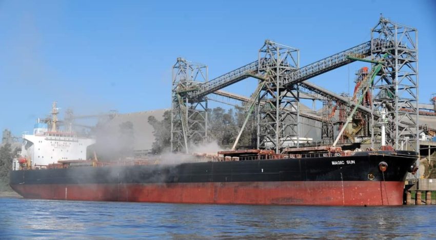El Gobierno y la Bolsa de Cereales buscan desburocratizar el comercio agrícola y abrir nuevos mercados