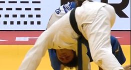 Conmoción en el campeonato mundial de judo: una joven quedó inconsciente tras una fuerte maniobra de su rival