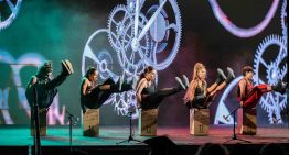 Mayumana vuelve a Buenos Aires con un cóctel explosivo de percusión, baile y humor “para sacar el niño interior”