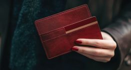 Decile adiós a la billetera negra: este es el color que tenés que usar para atraer el dinero