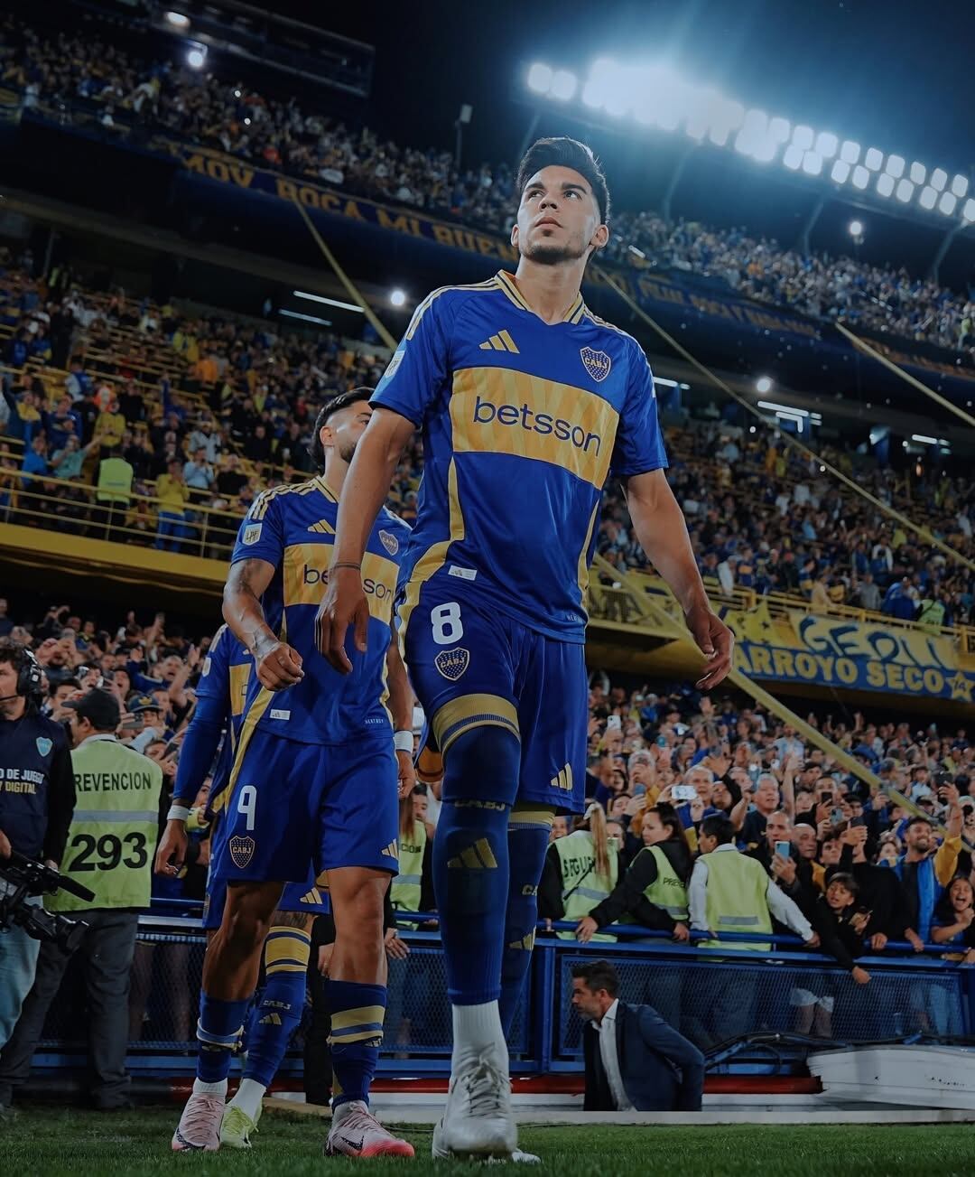 Pol Fernández se habría ofrecido para jugar en Boca. (Foto: Instagram / @polfernandezz).