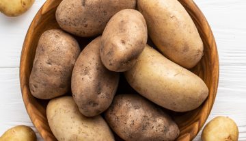 ¿Se pueden comer las papas cuando la cáscara está verde?