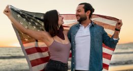 ¿Es posible solicitar la ciudadanía de Estados Unidos sin saber inglés? Esto dice la ley
