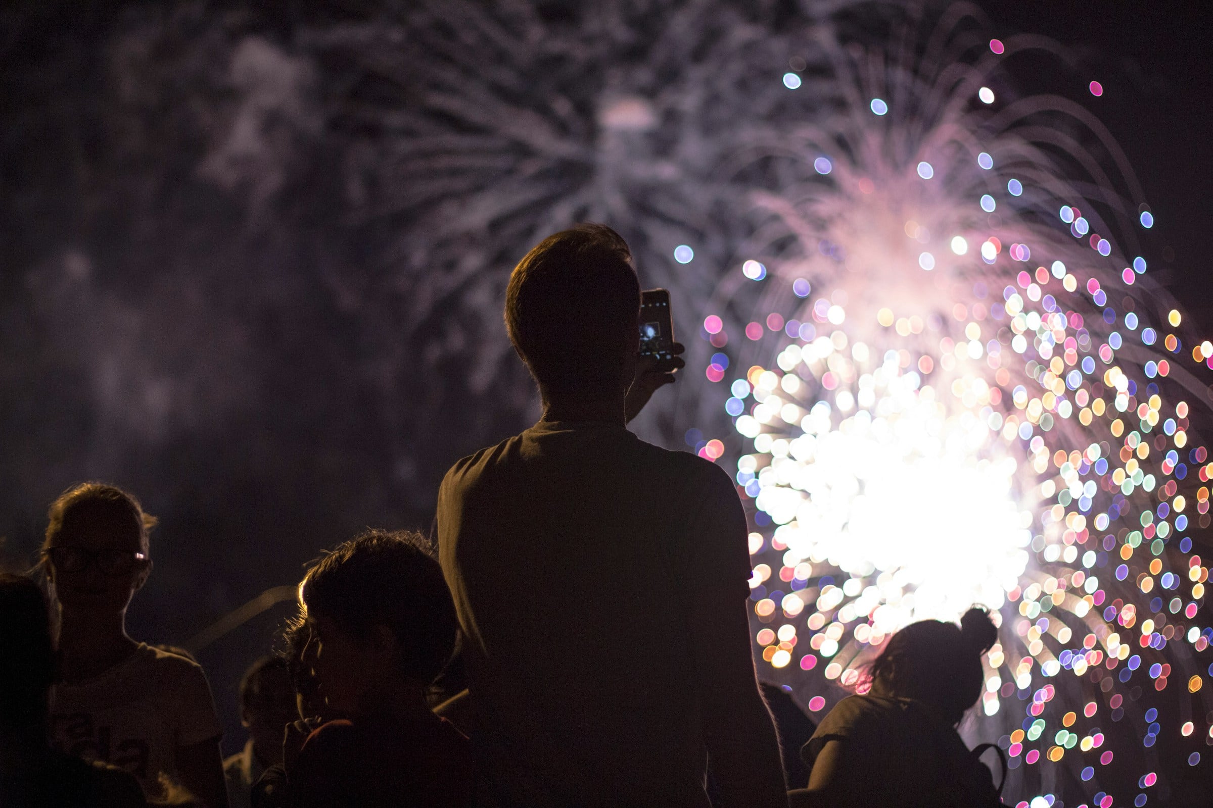 Las festividades incluirán conciertos, actividades infantiles y comida tradicional.  Foto: Unsplash