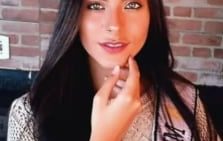 Fue reina de belleza y tenía una exitosa carrera por delante, pero dejó todo para convertirse en monja