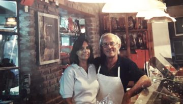 Desde hace 47 años: la historia de la familia argentina creadora del mejor alfajor del mundo