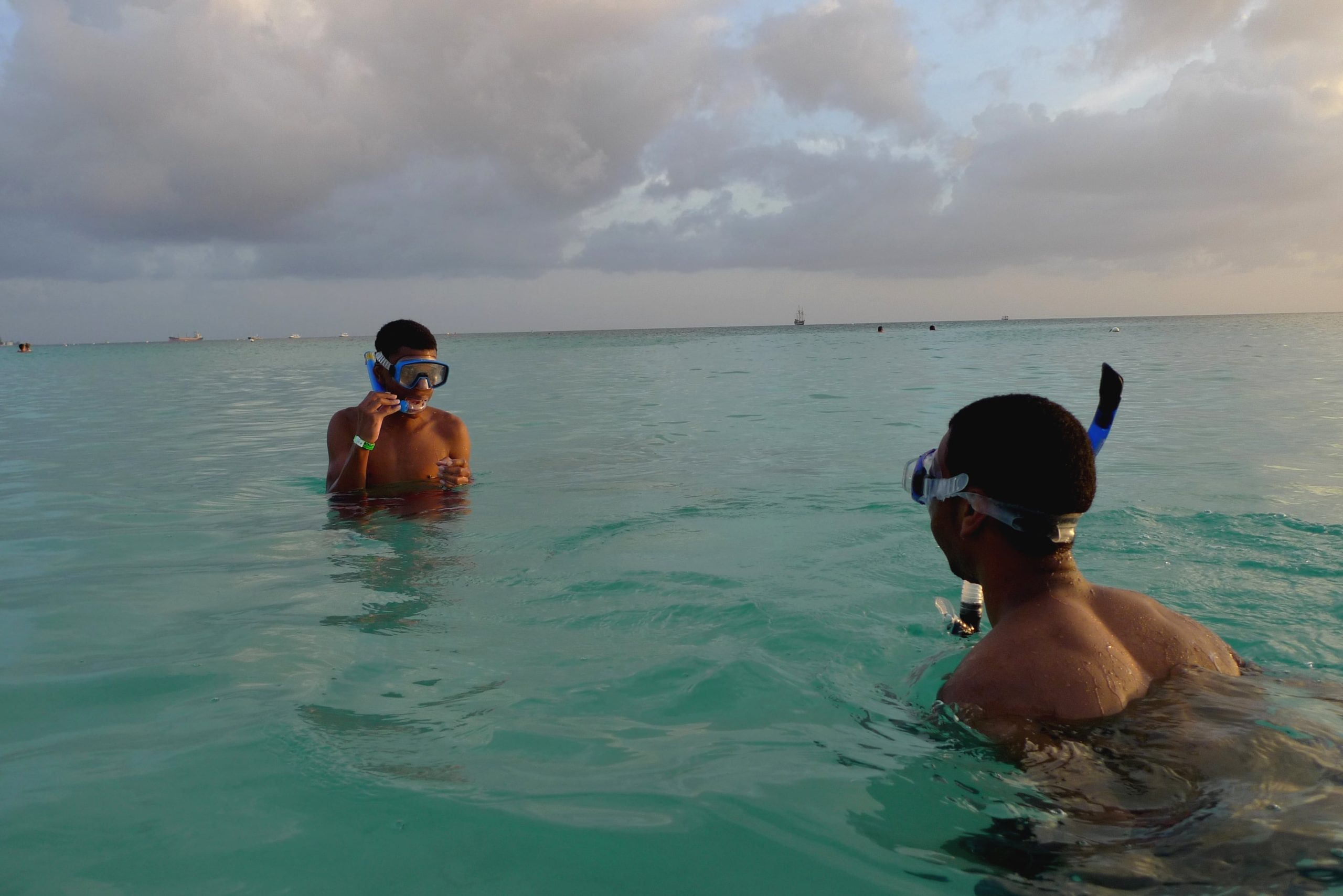 Snorkel en Seven Mile Beach.