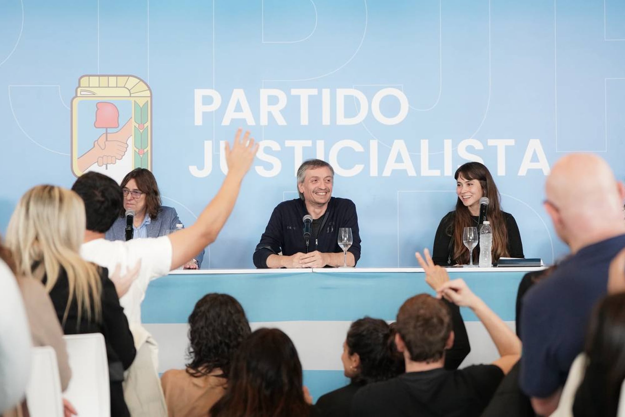Máximo Kirchner en la sede del Partido Justicialista