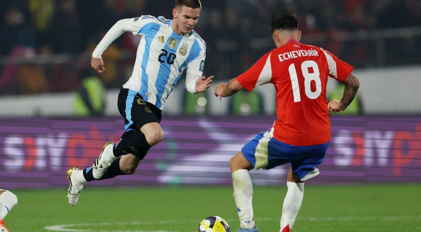 Franco Mastantuono debutó en la Selección argentina con 17 años y en una semana clave para su futuro