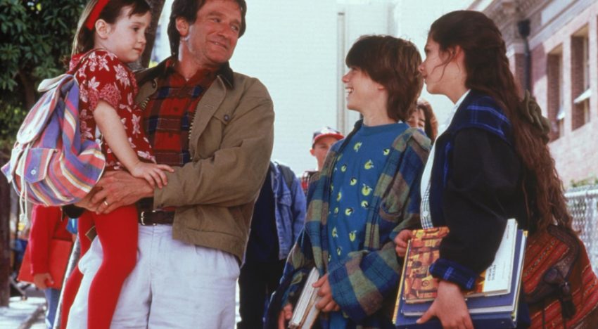 Así lucen hoy los actores que hicieron de hijos de Robin Williams en Papá por siempre