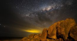 Cómo son las salidas nocturnas para aprender a fotografiar los cráteres de la Luna y los anillos de Saturno