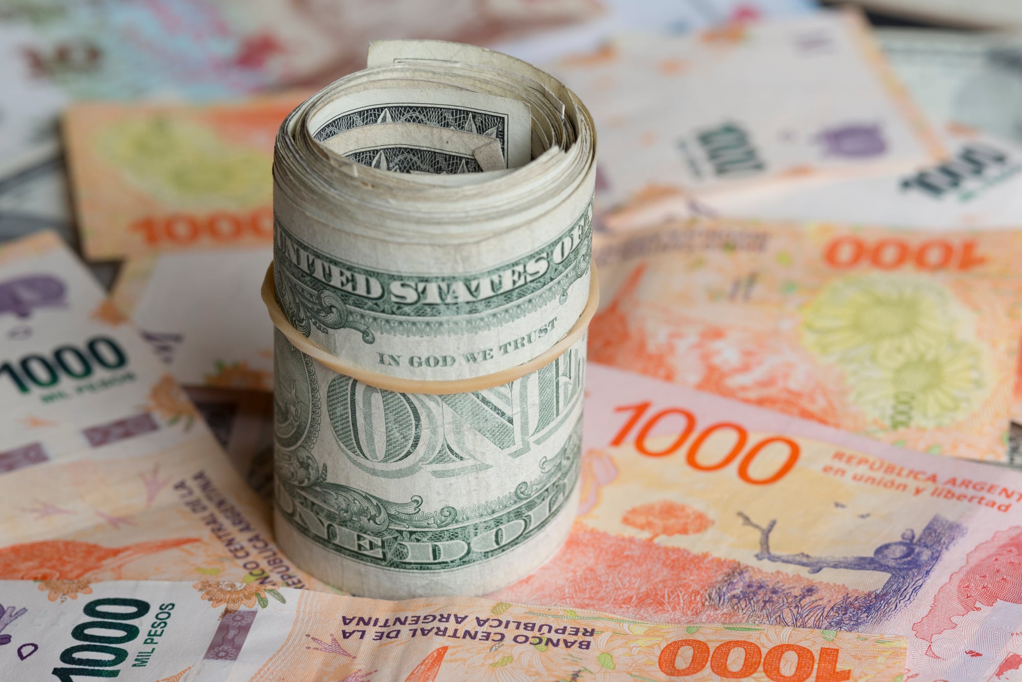 La cotización del dólar oficial este viernes 27 de junio