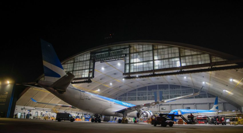 Amenaza de bomba en Ezeiza: cerraron el aeropuerto y activaron los protocolos por la presencia de un “artefacto extraño”