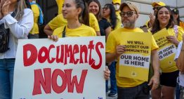 Les permiten quedarse, pero no les dan ciudadanía: ¿Trump planea deportar a migrantes con DACA?