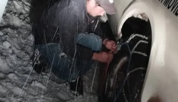 Milagro en la nieve: un peón rural se perdió en medio de un terrible temporal y fue salvado por sus perros